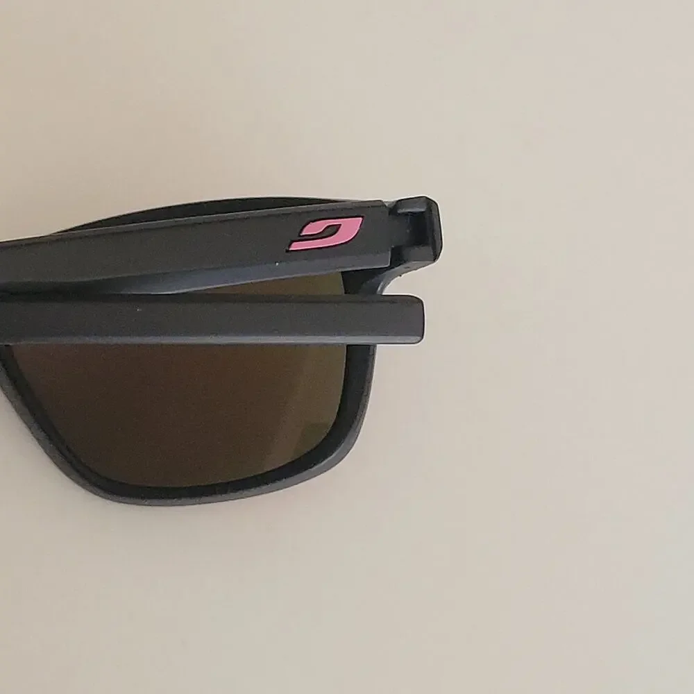 Julbo Kids Cruiser sunglasses durable matte black frame red mirror lenses